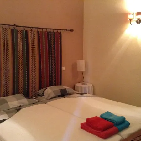 Vila Casinha Antiga *